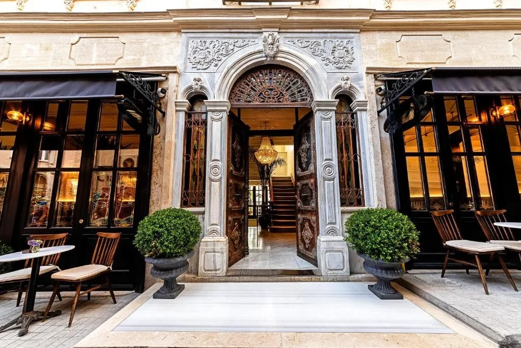 European Historical Building Look: Istanbul vs France for Commercial Production Cost