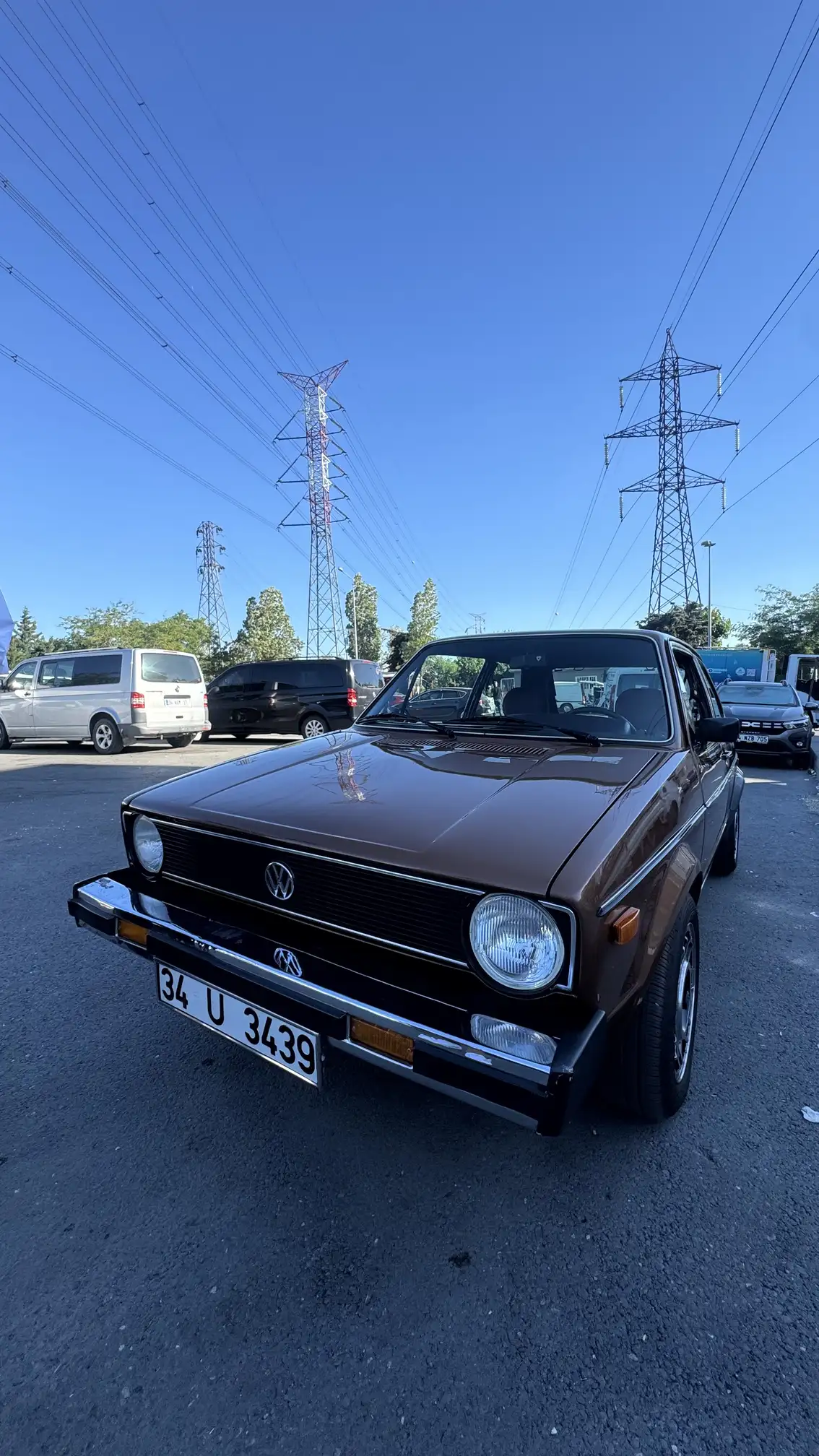 Car Scene in Istanbul Street